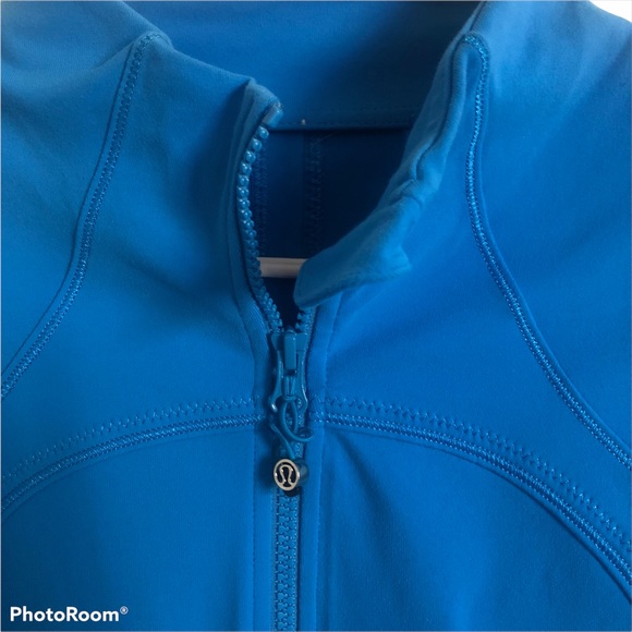 Lululemon long sleeve - Picture 4 of 4